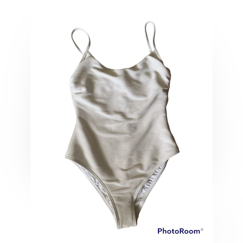 NWT Billabong one piece